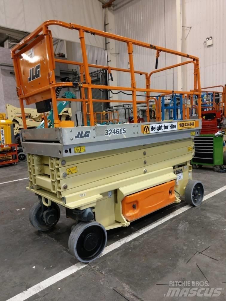 JLG ES 3246 Scissor lifts