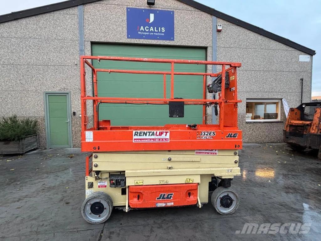 JLG 2032 ES Scissor lifts
