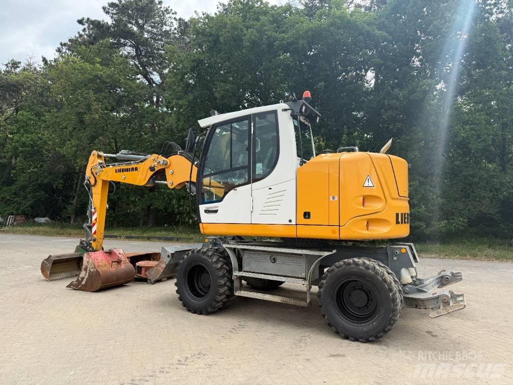 Liebherr A 910 Comp Wheeled excavators