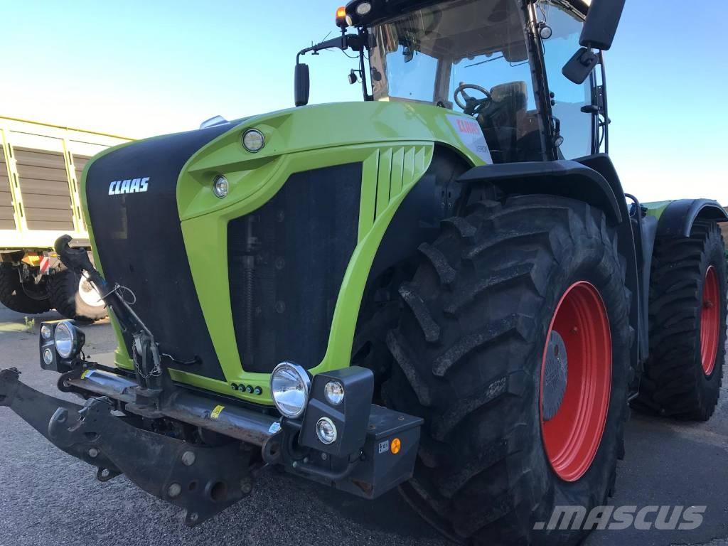 CLAAS XERION 4500 VC Tractors