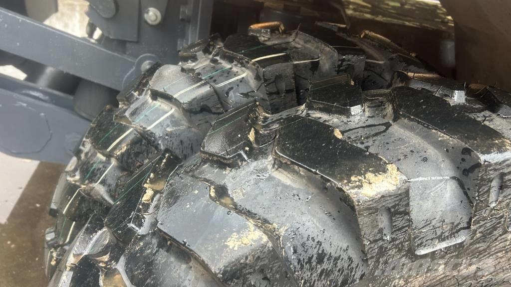 Doosan DX 170 W Wheeled excavators