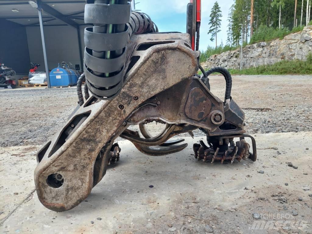 Komatsu C 123 Harvester heads