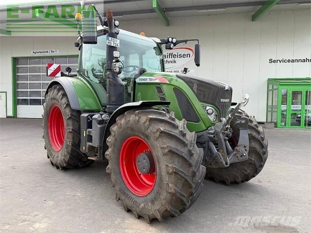 Fendt 724 vario s4 Tractors