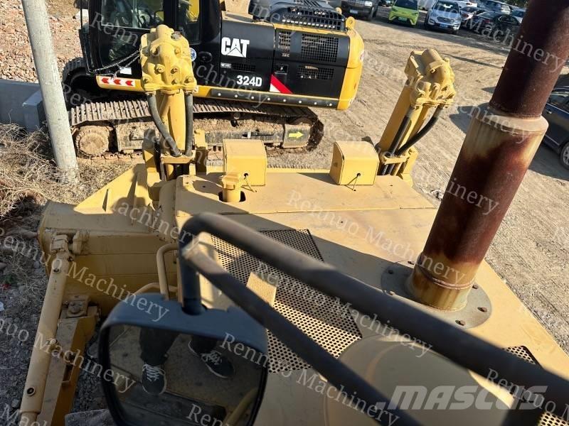 CAT D 8 R Crawler dozers