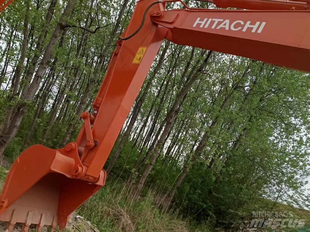 Hitachi ZX200 Crawler excavators