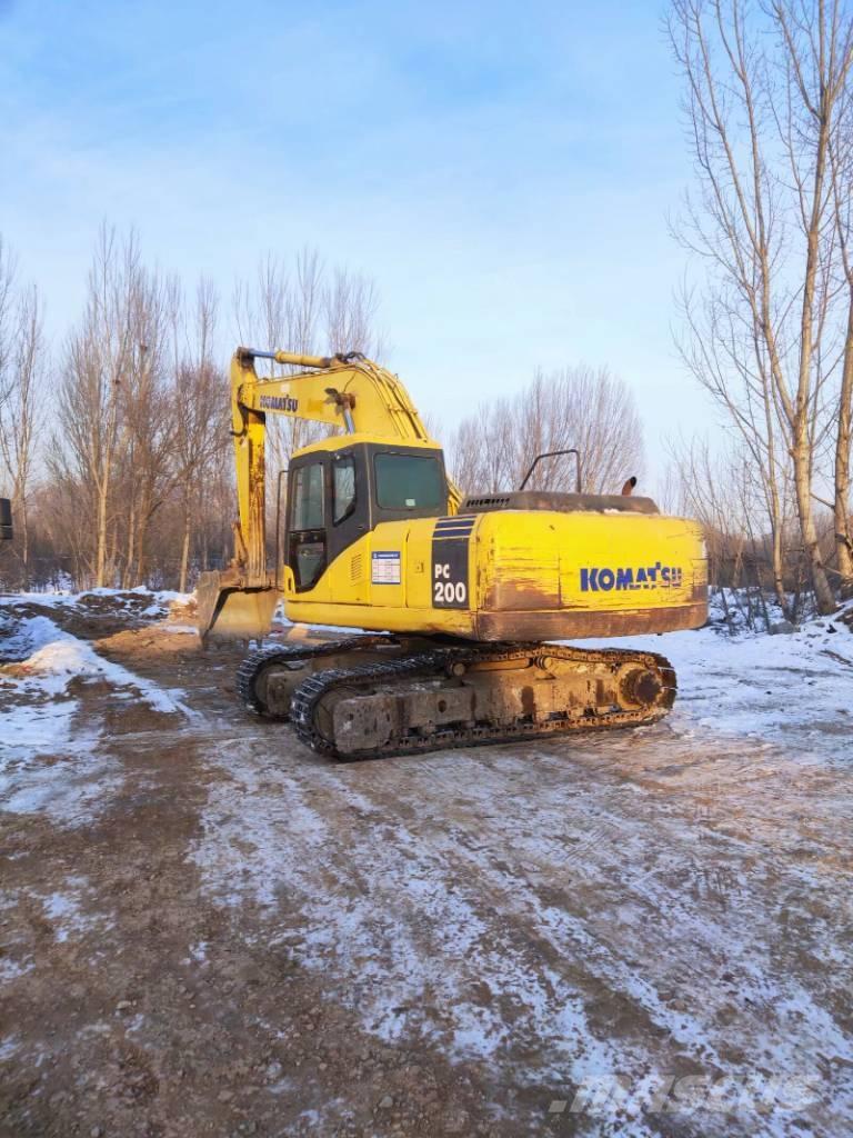 Komatsu PC 200-7 Crawler excavators