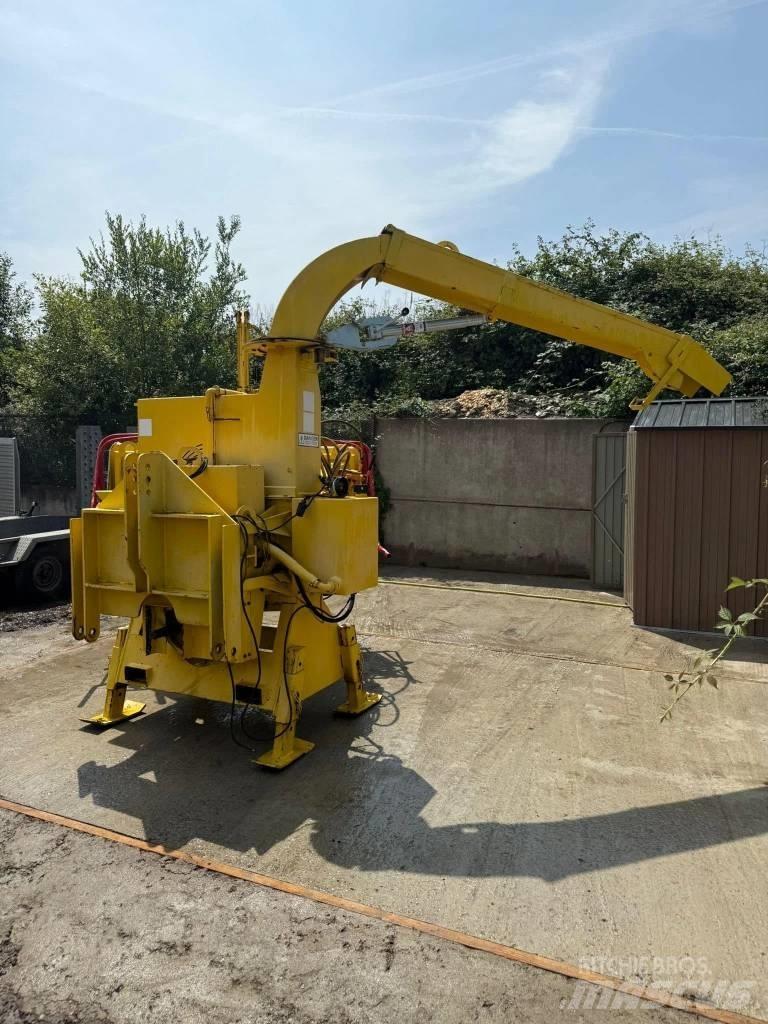 Bandit 250 Wood chippers