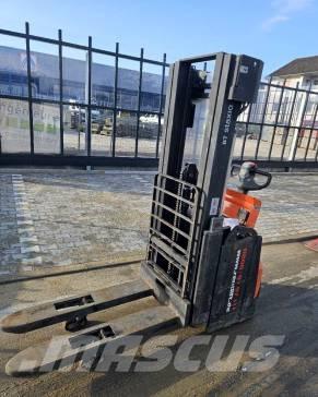 Toyota BT SWE 160 L Hand pallet stackers