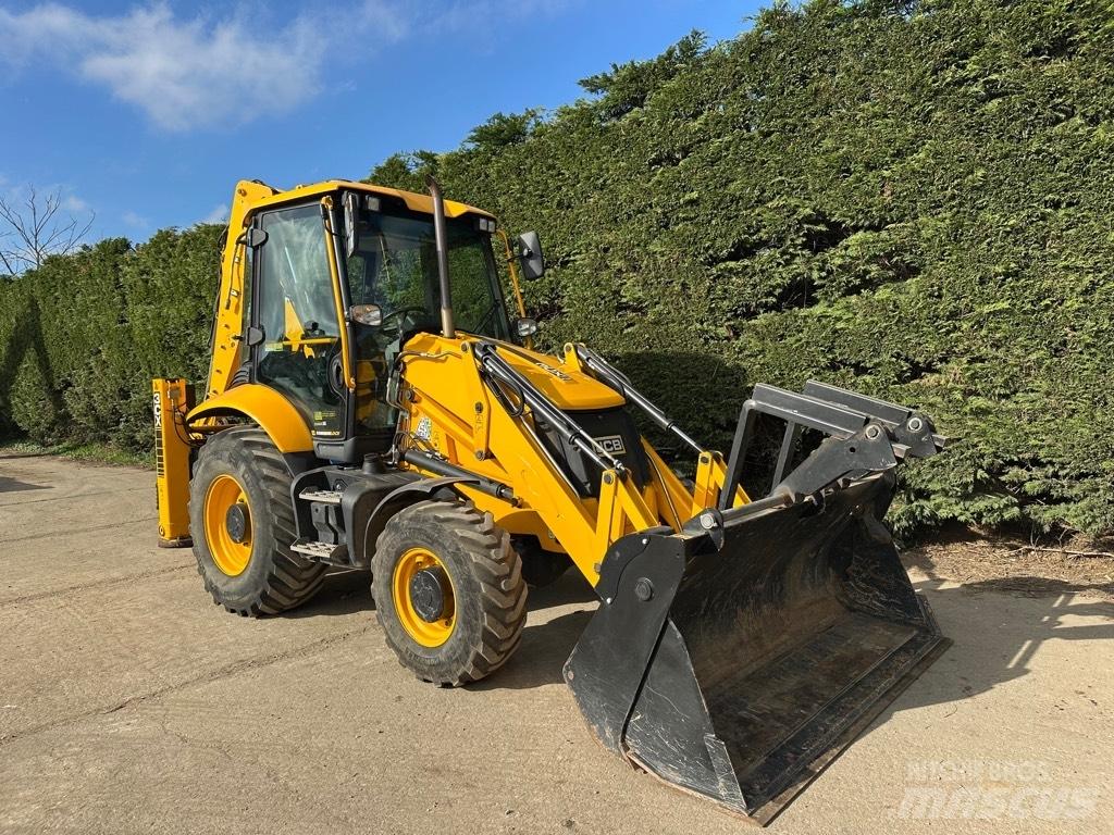 JCB 3 CX Backhoe loaders