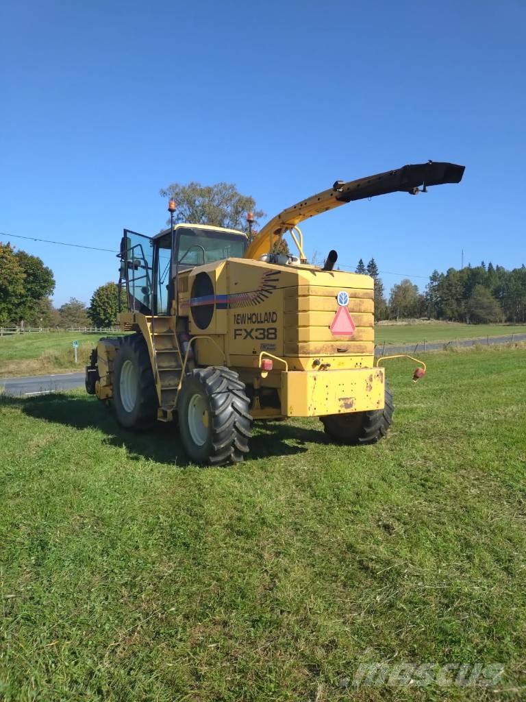 New Holland FX 38 Self-propelled foragers