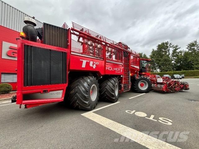 Holmer T4-40 Beet harvesters