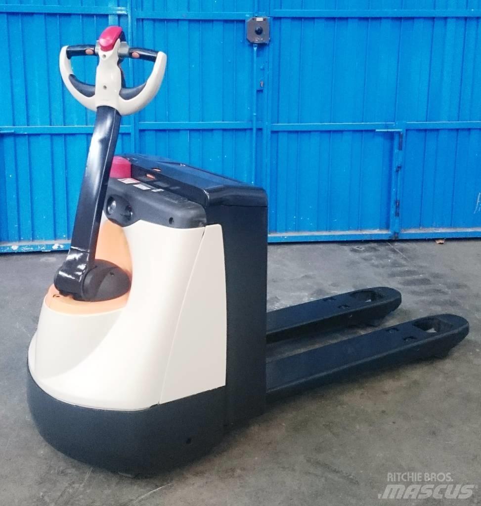 Crown WP 2320 Low lifter
