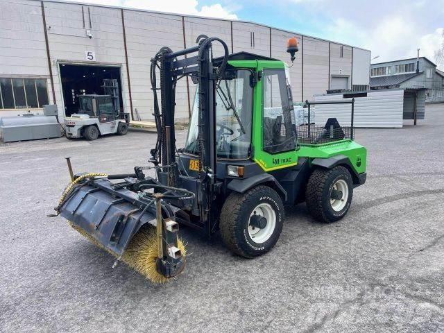 LM Trac 485 Compact tractors