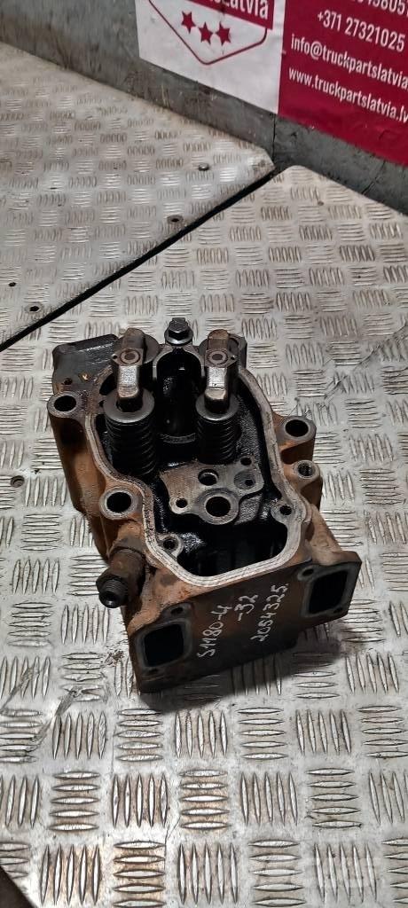 Scania P 360.    2054325 Engines