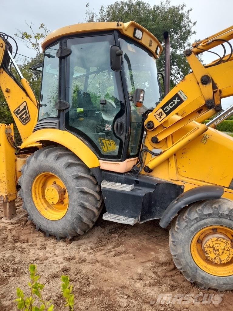 JCB 3 CX Backhoe loaders