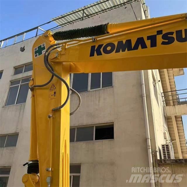 Komatsu PC 210 Crawler excavators