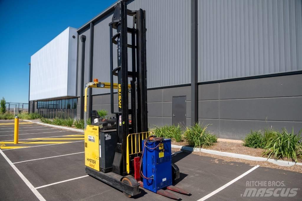 Hyster R2.0H Reach trucks