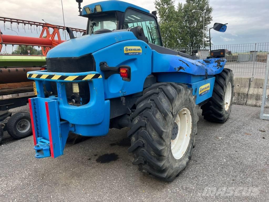 New Holland LM 430 Telehandlers for agriculture
