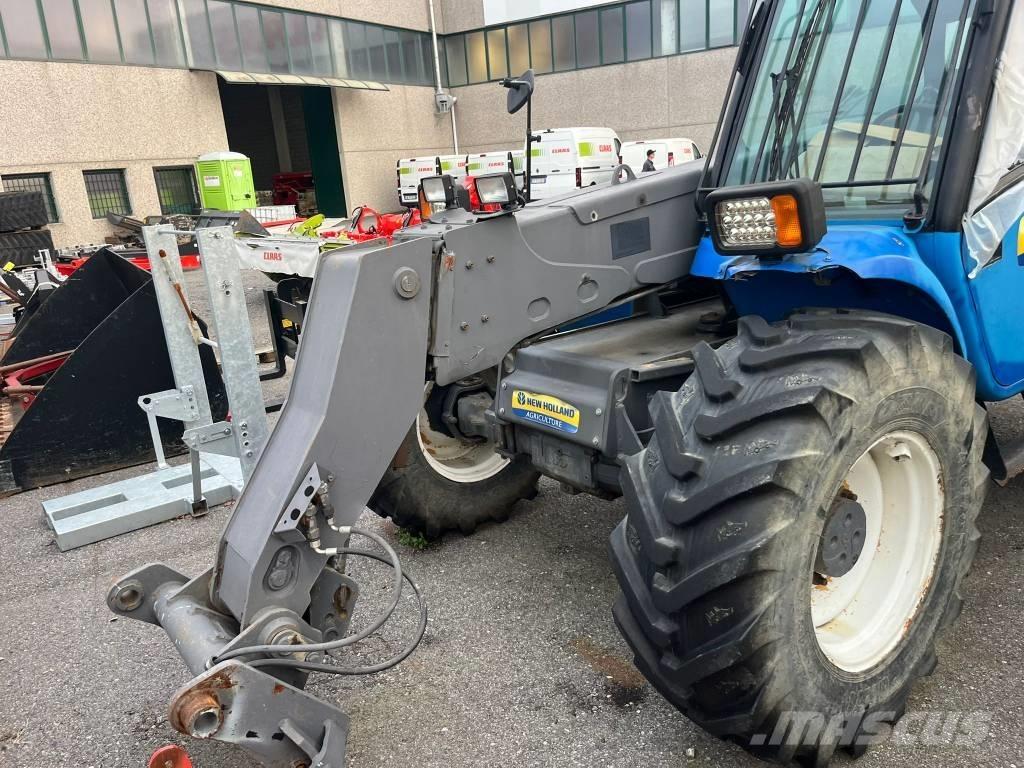 New Holland LM 430 Telehandlers for agriculture