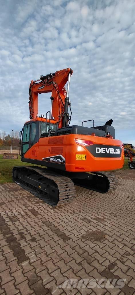 Doosan DX 225 LC-7 Crawler excavators
