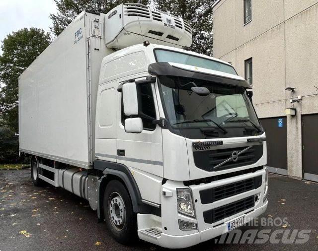 Volvo FM-4X2R Box body trucks