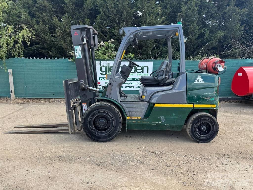 Mitsubishi FG 45 NT LPG trucks