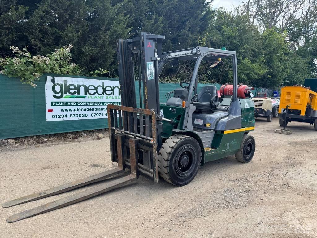 Mitsubishi FG 45 NT LPG trucks