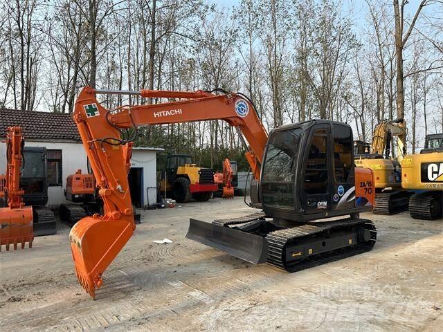 Hitachi ZX70 Crawler excavators