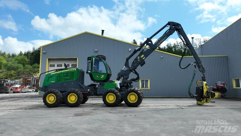 John Deere 1270 G Harvesters