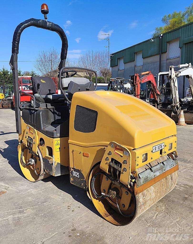 Volvo DD 25 Twin drum rollers