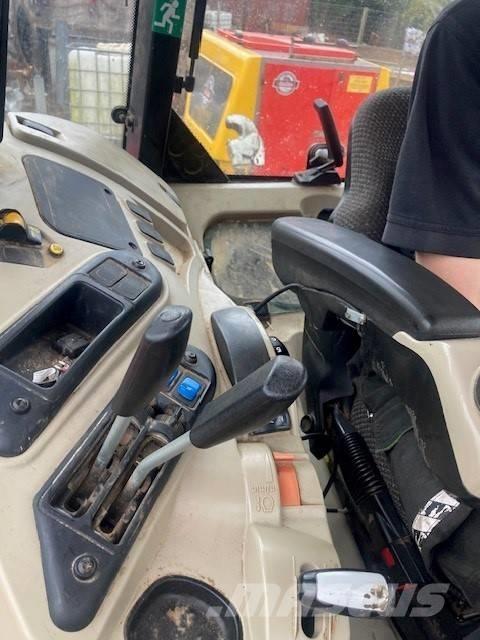 Massey Ferguson 5710 Tractors