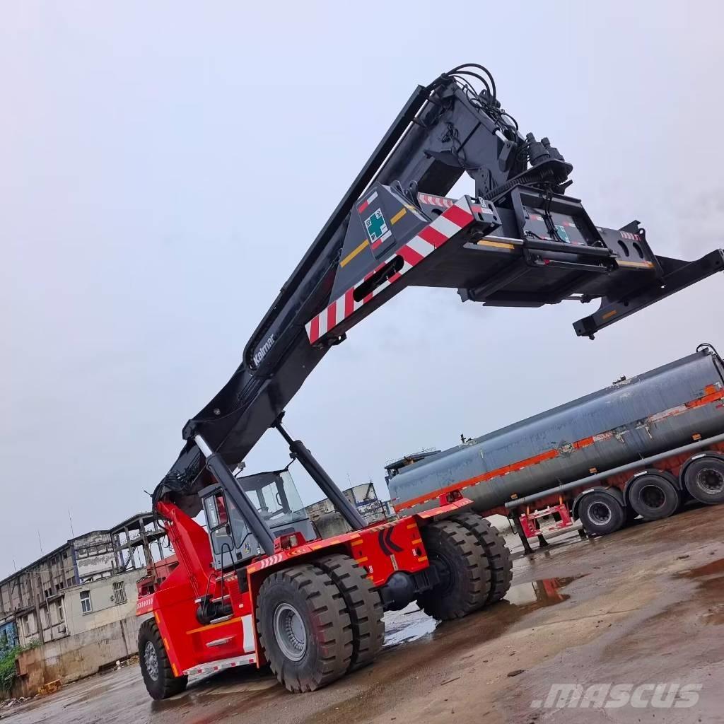 Kalmar DRF450 Reachstackers