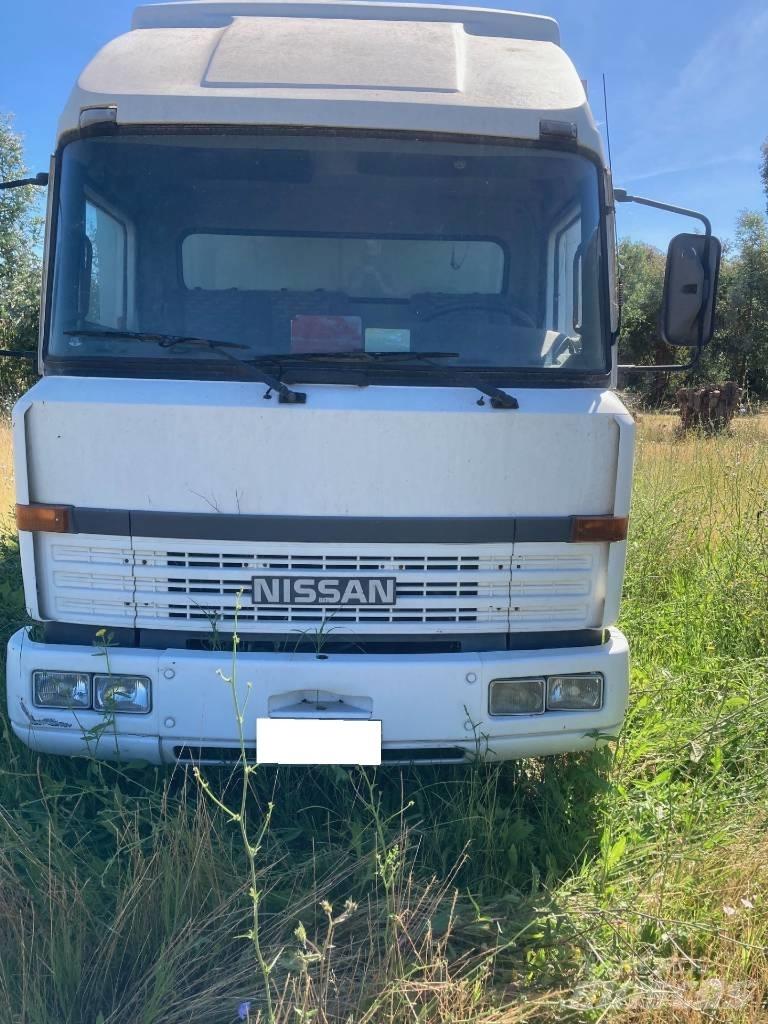 Nissan CAMPER L70 Motorhomes and caravans