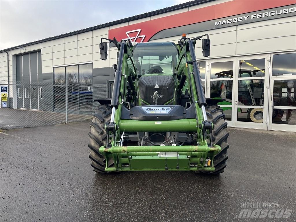 Fendt 716 Vario Tractors