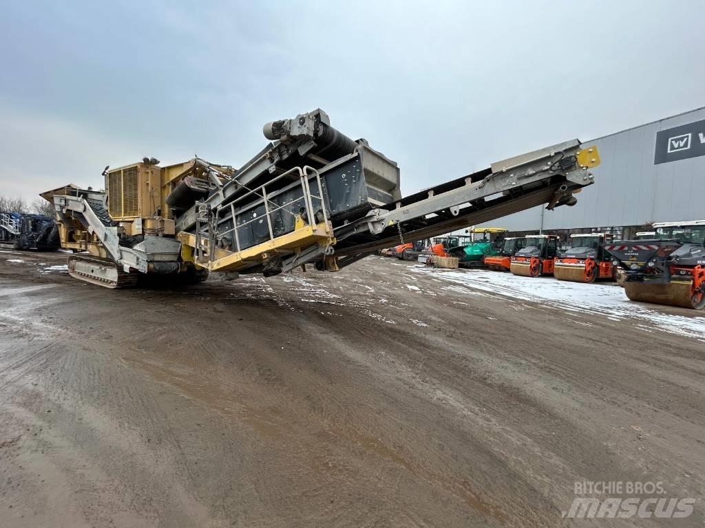 Keestrack R6 Mobile crushers