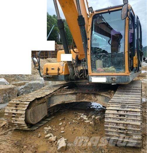 Hyundai Robex 220 LC Crawler excavators