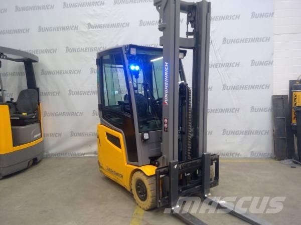 Jungheinrich EFG 215 Electric forklift trucks