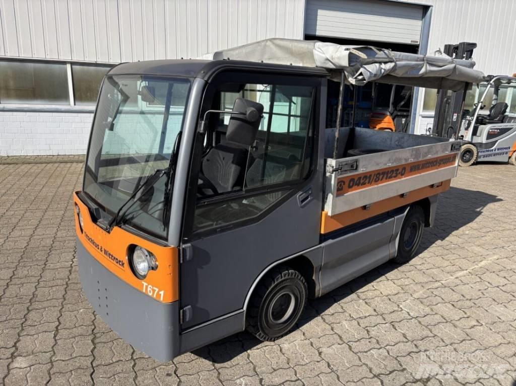 Still R 0820 Flatbed / Dropside trucks