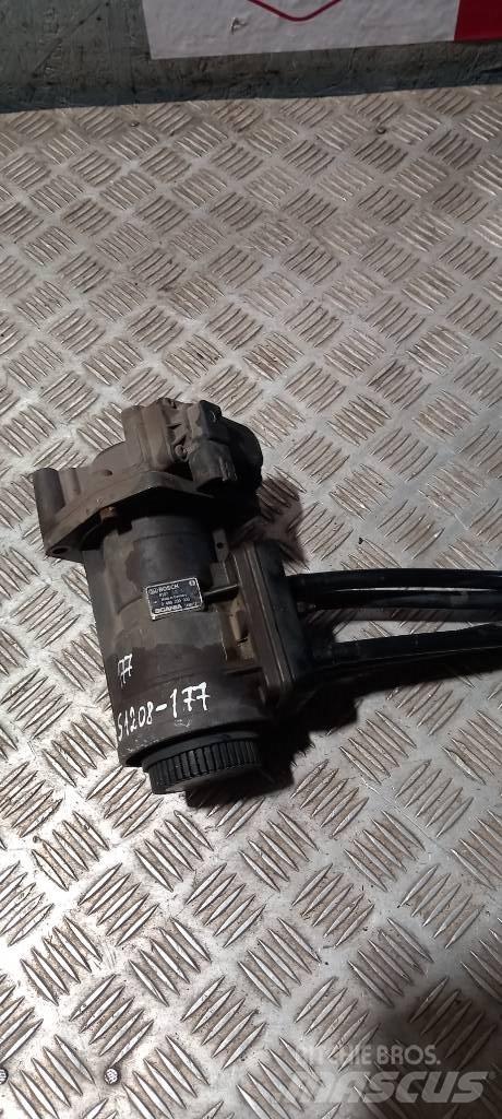 Scania 94 D.   1428512 Brakes