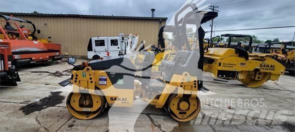 Sakai SW354 Single drum rollers