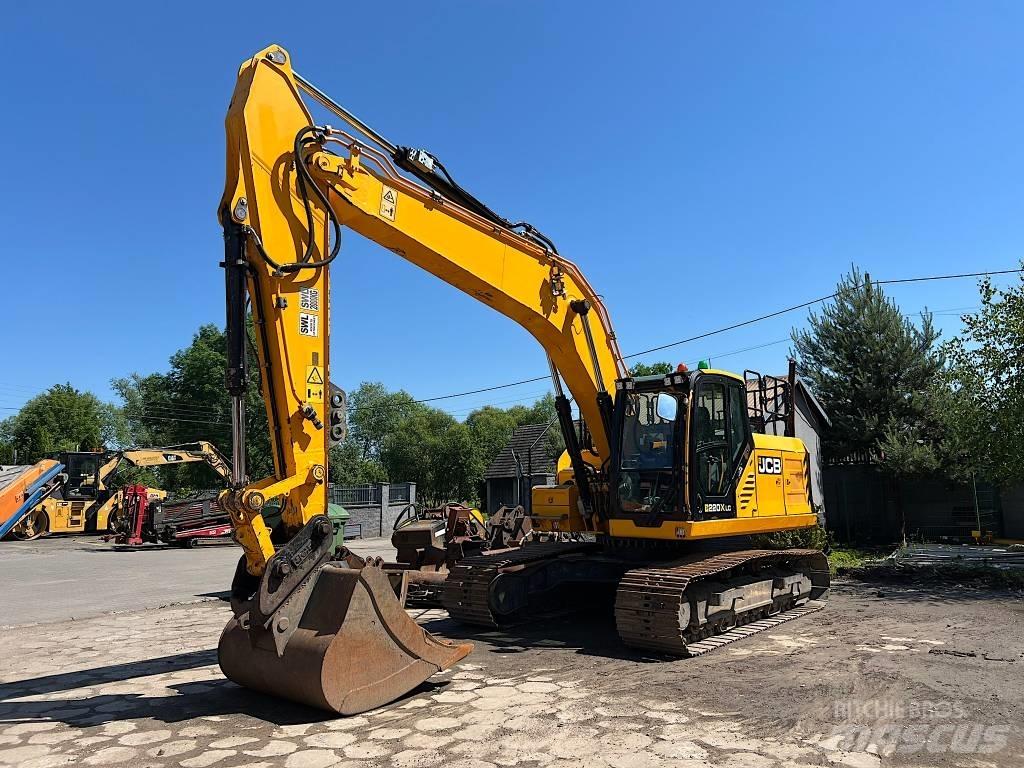 JCB 220X LC Crawler excavators