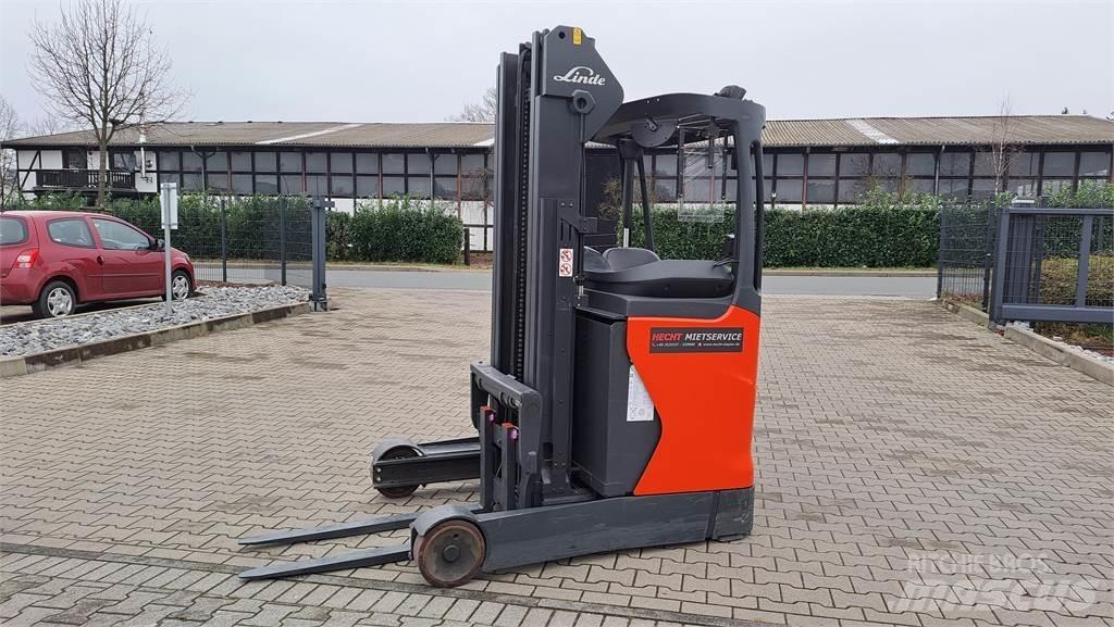Linde R14 Reach trucks