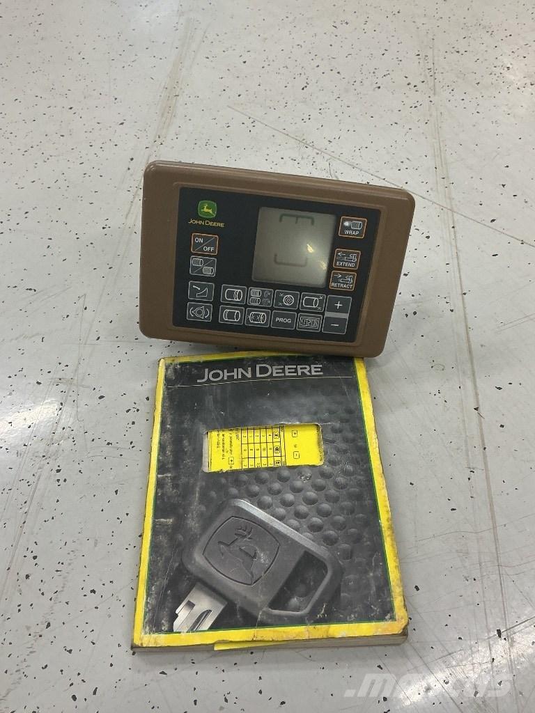 John Deere 578 Round balers