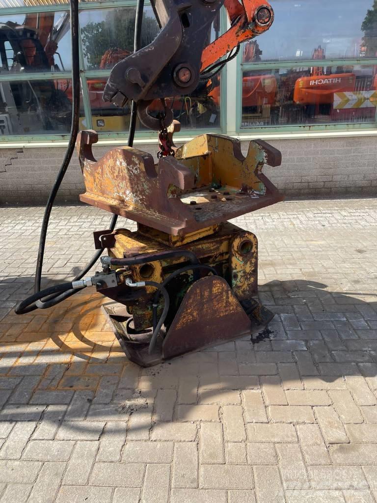  Trillblok CW 55 Vibratory pile drivers