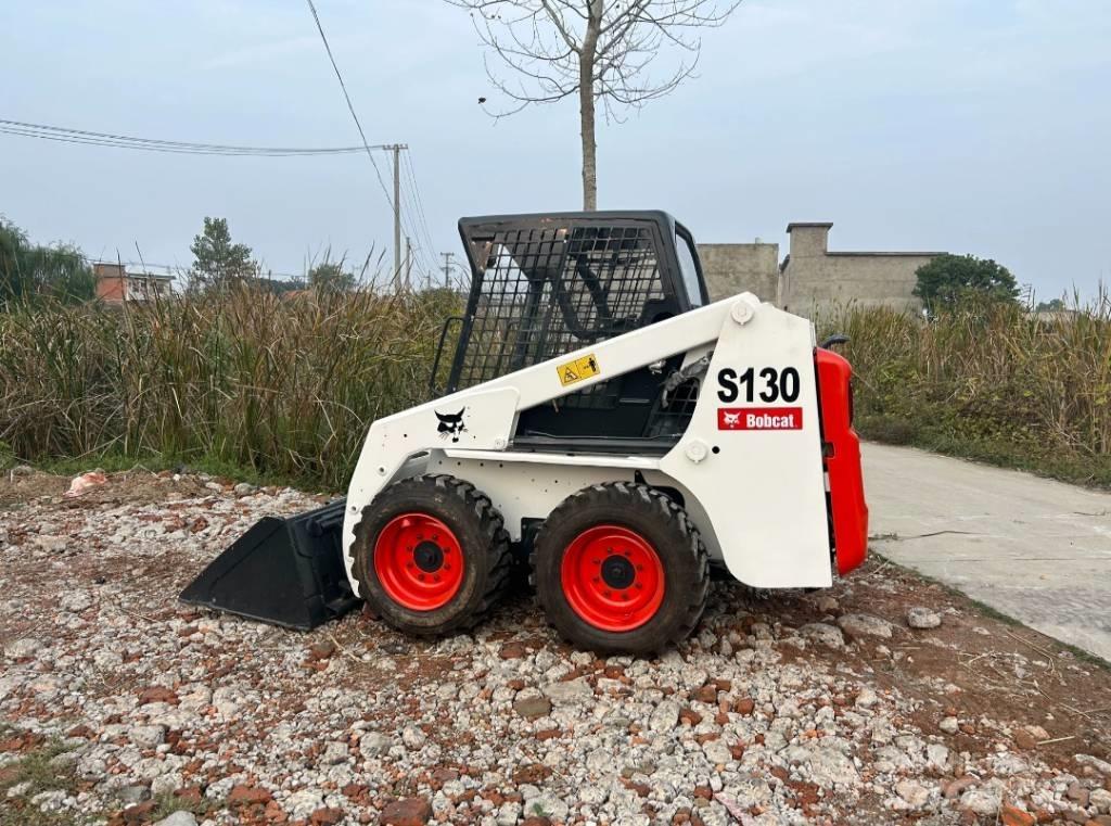 Bobcat S 130 Skid steer loaders