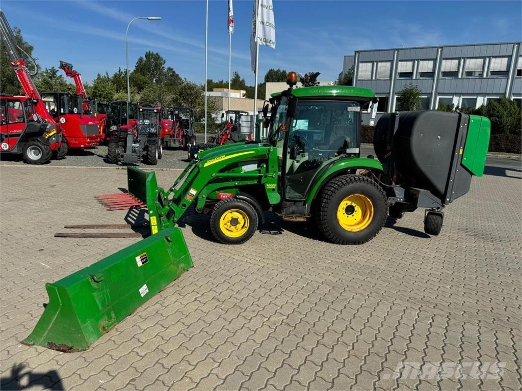John Deere 3720 Compact tractors