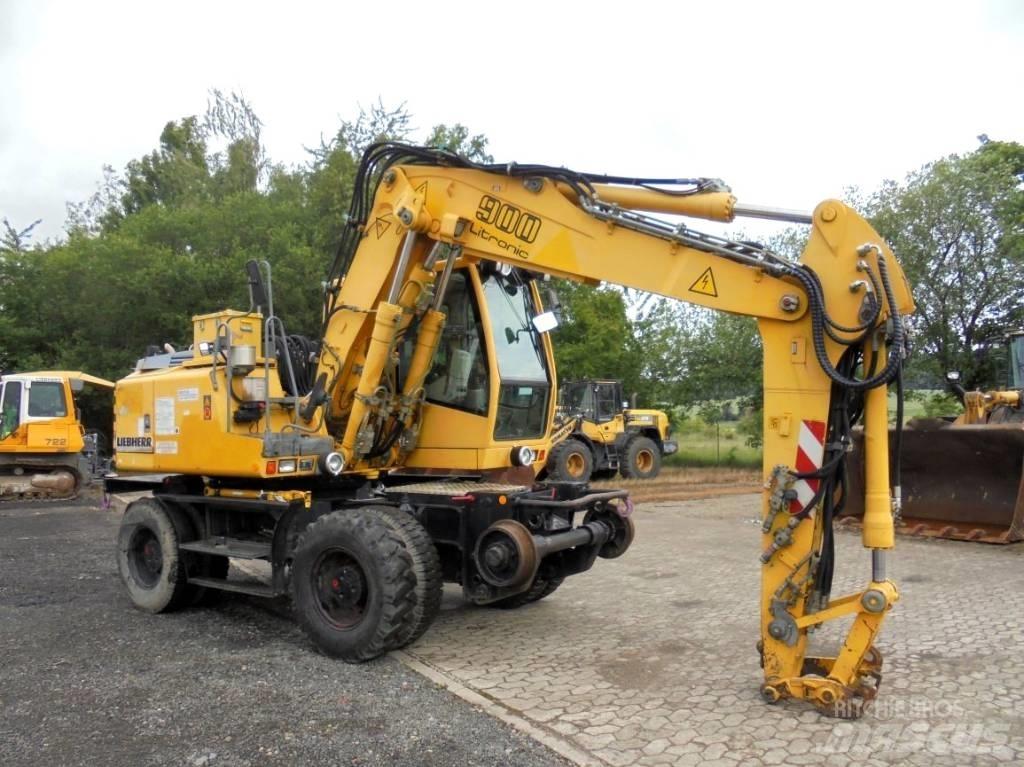 Liebherr A 900 C ZW Wheeled excavators