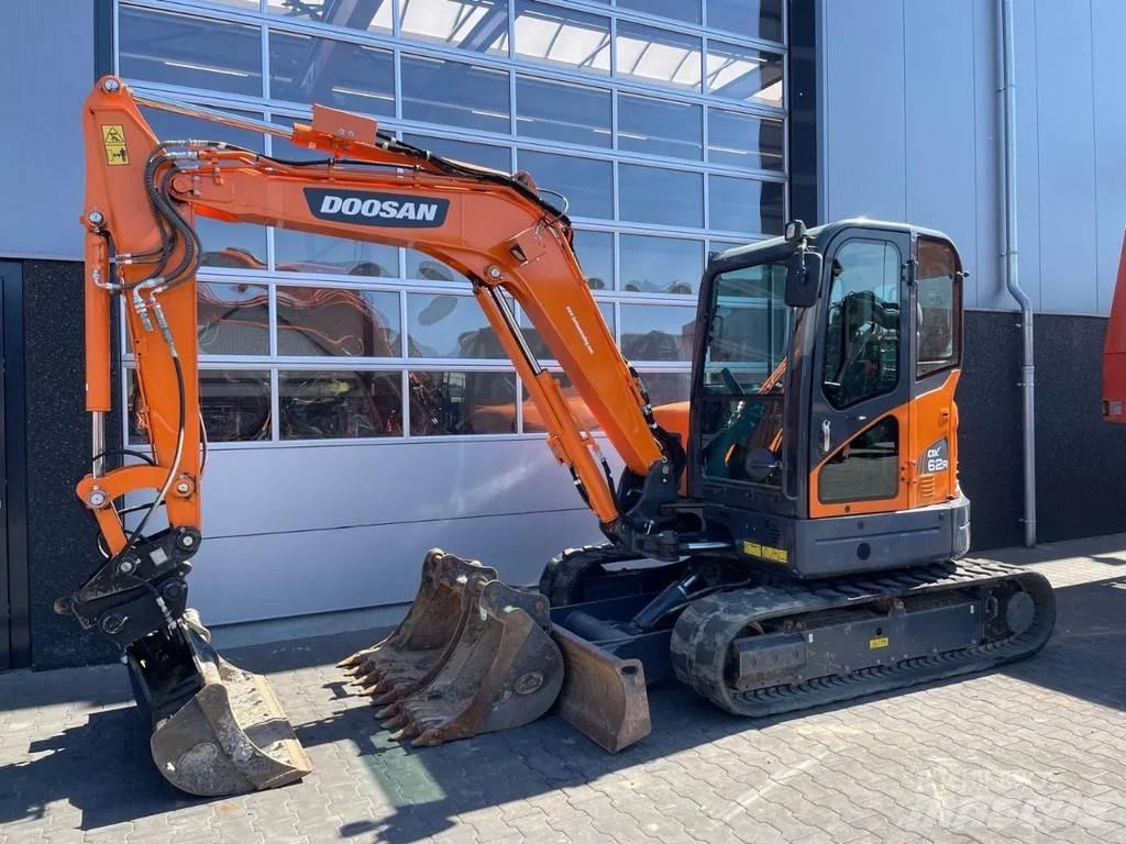 Doosan DX62R-3 | A/C Mini excavators < 7t (Mini diggers)