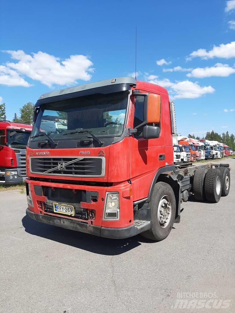 Volvo FM 9 Chassis Cab trucks
