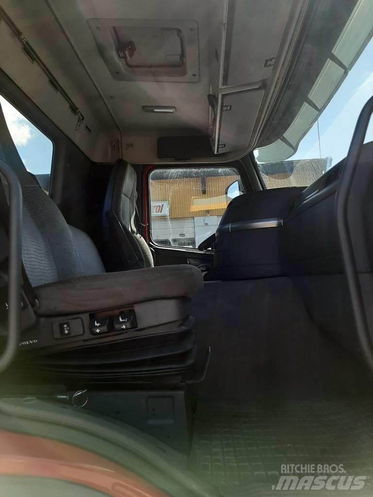 Volvo FM 9 Chassis Cab trucks